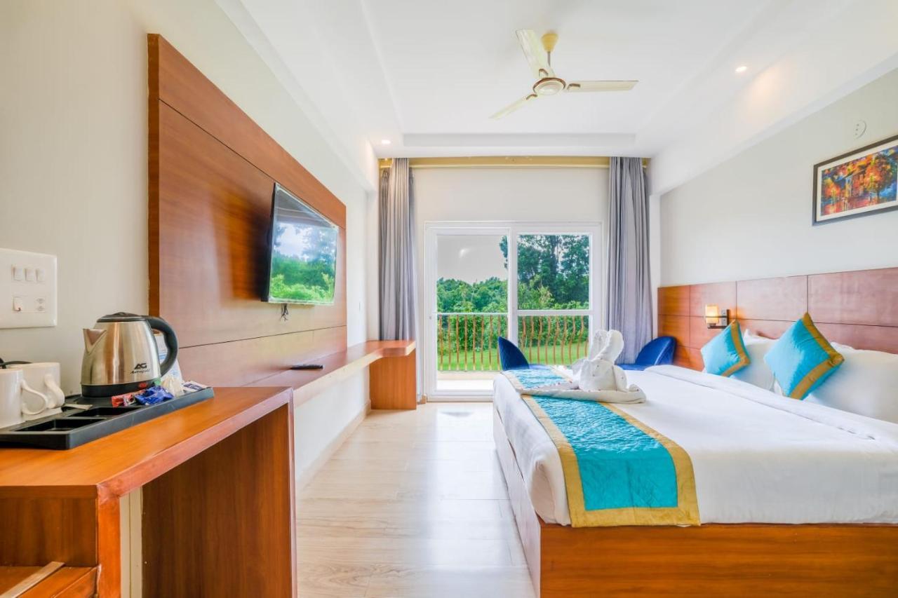 Aar Resort & Spa Дехрадун Екстериор снимка