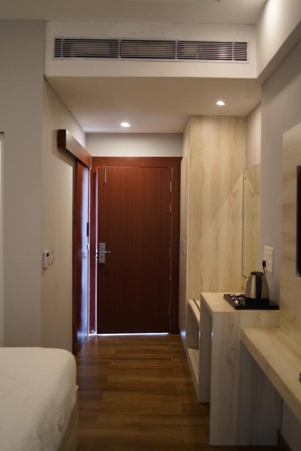 Aar Resort & Spa Дехрадун Екстериор снимка